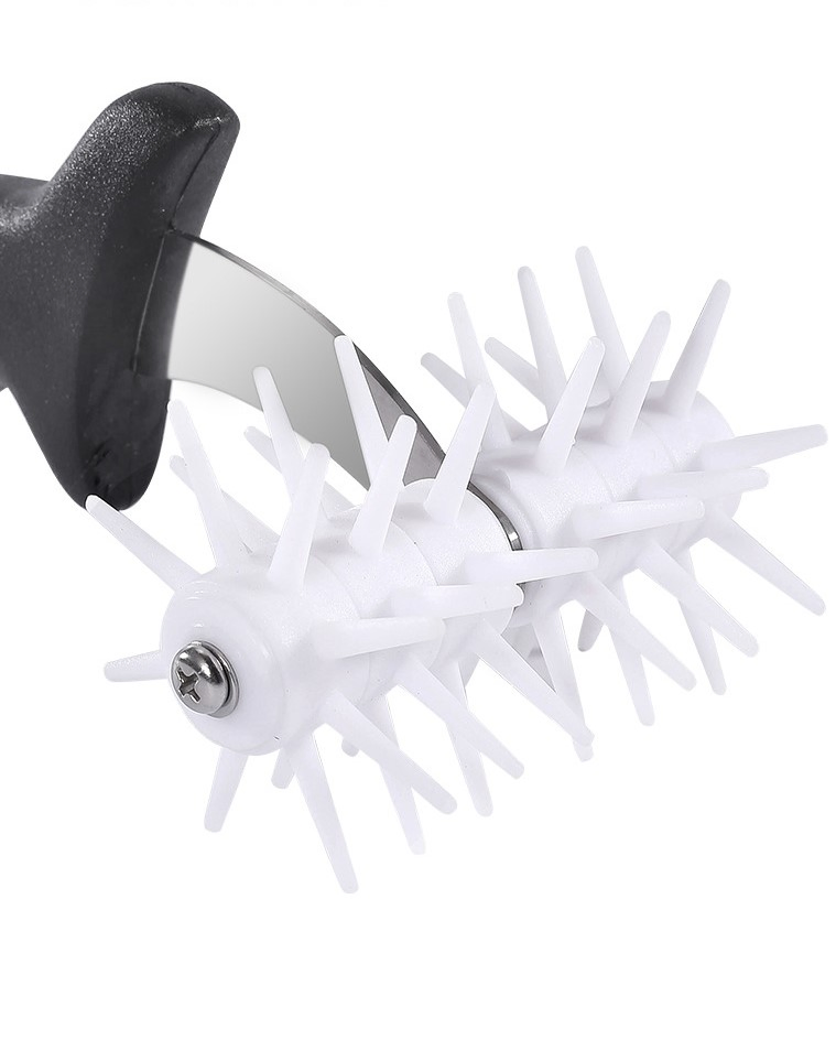 Plastic Roller Punching Bread Exhaust Roller Needle Baking Tool