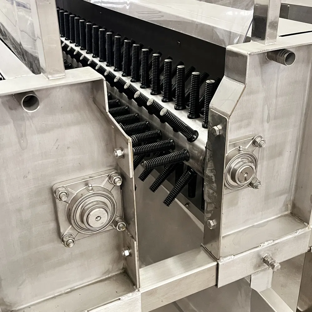 Advanced Poultry Lung Removal Tool for Efficient Processing