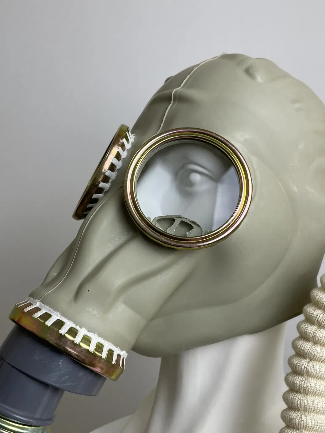 Nuclear Chemical Tactical Full Face Gas Respirator Mask Detail 1