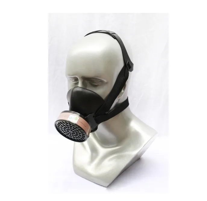 Full-Face Gas Mask Respirator with Activated Carbon Filling for Toxic Chemicals Resistance