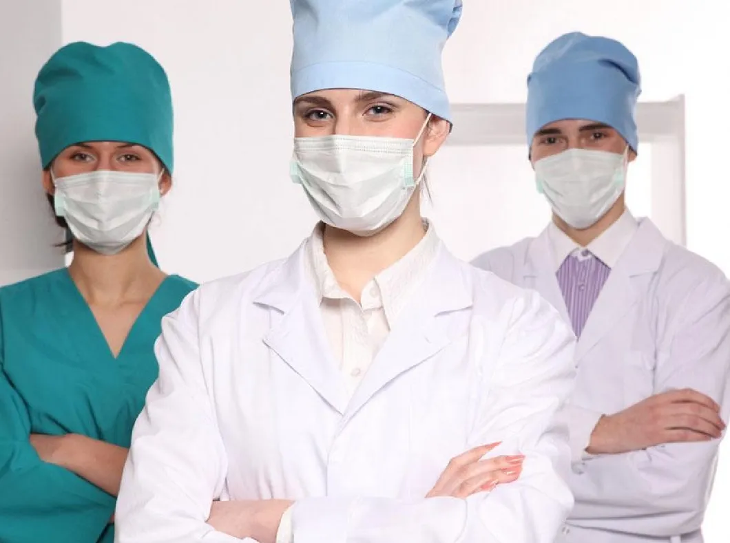 Disposable Medical Surgical 3ply Face Mask with Earloop Detail 1