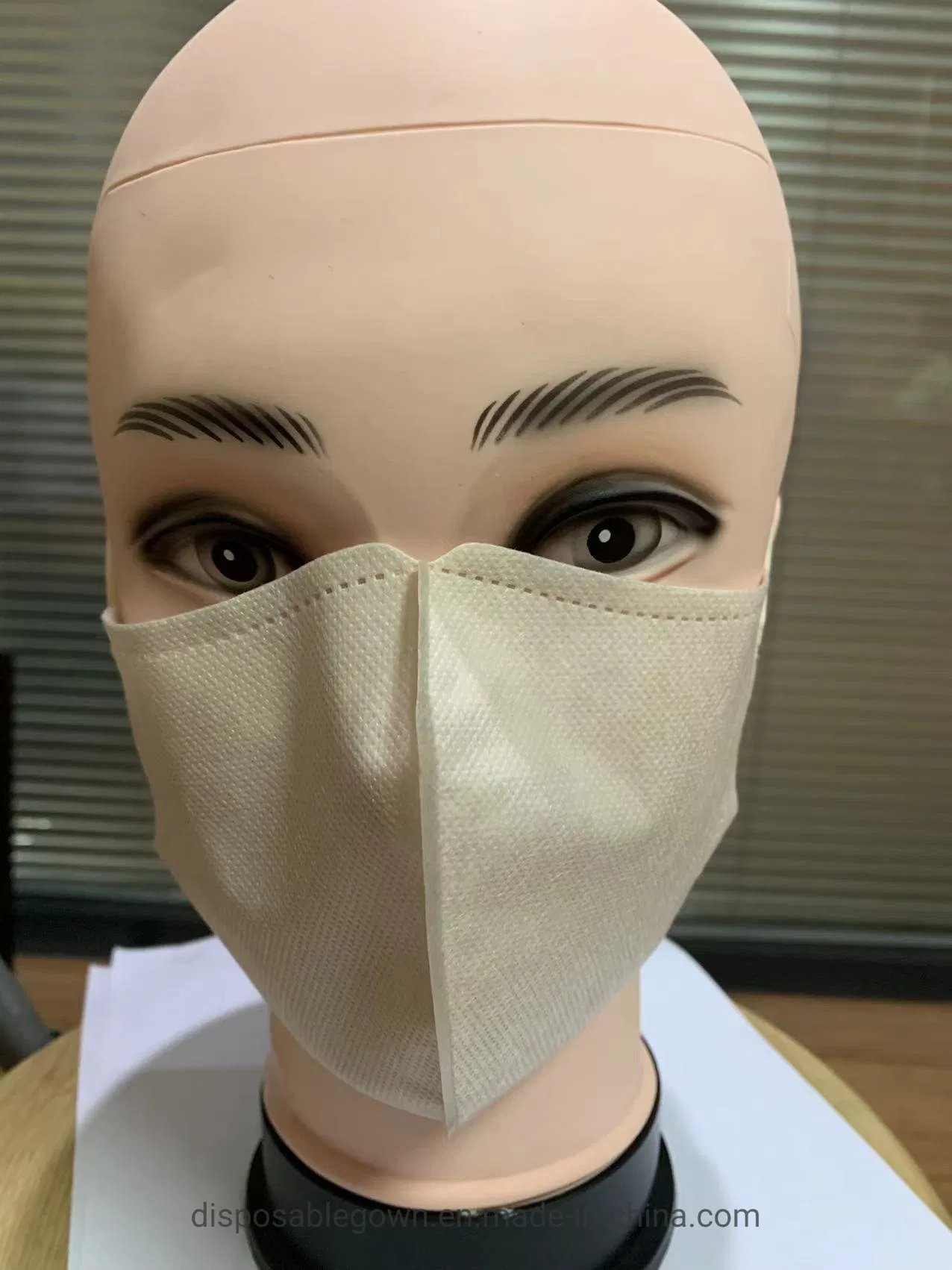 Disposable 3D Protective Face Mask for Sale 14X11cm White/Apricot 3ply PP Folded Style Facemask
