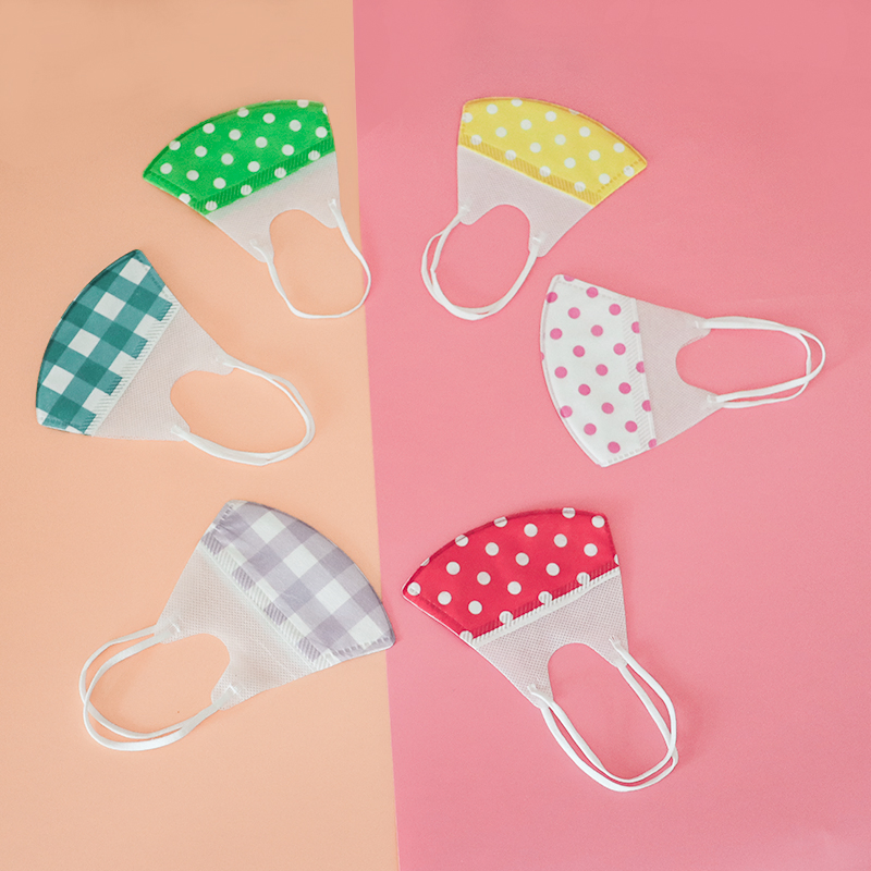 Colorful Kids' Disposable Face Masks for Daily Safety