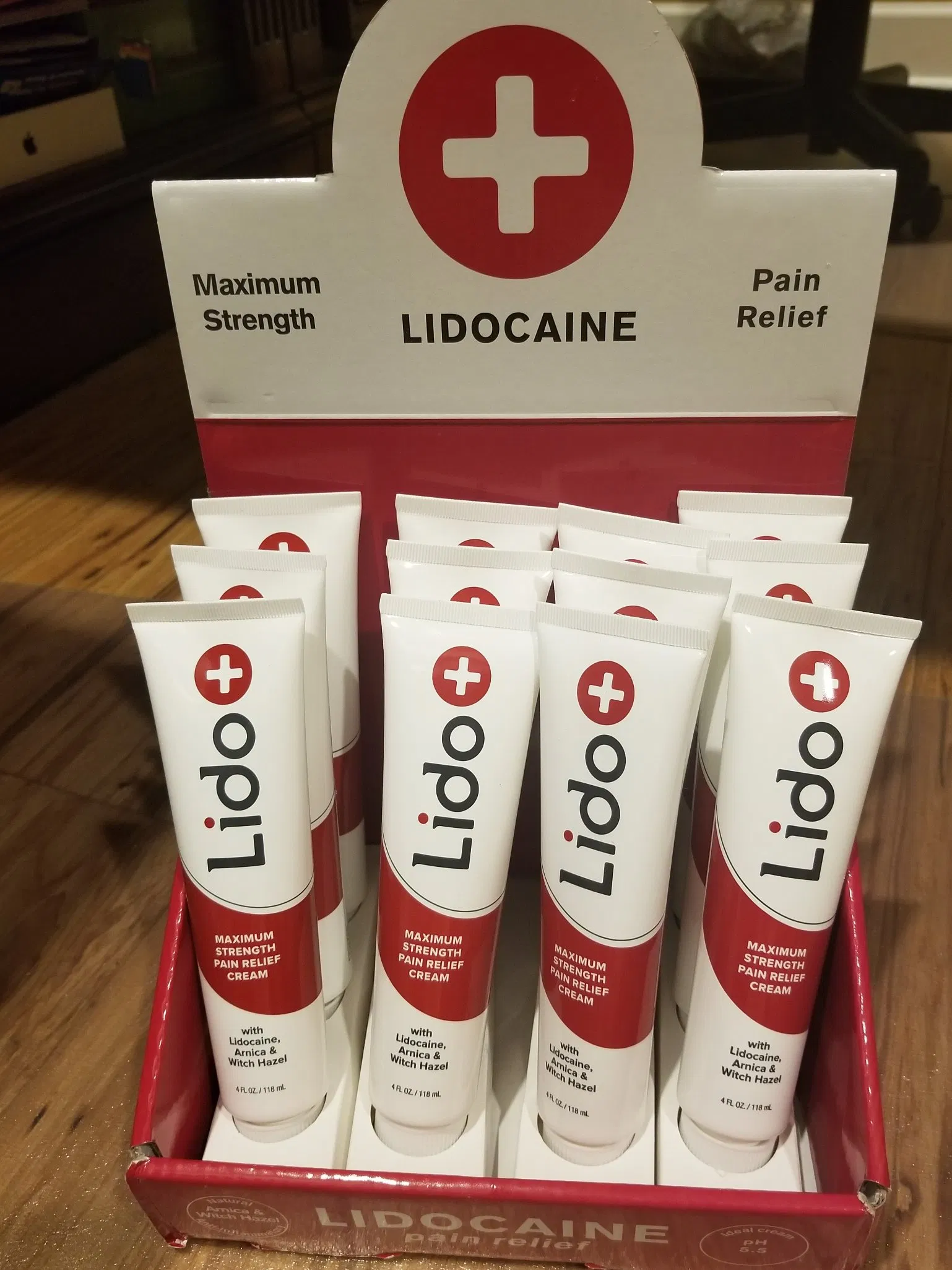 Table Top Cardboard POS Bottle Display Stand Paper Counter Display Rack