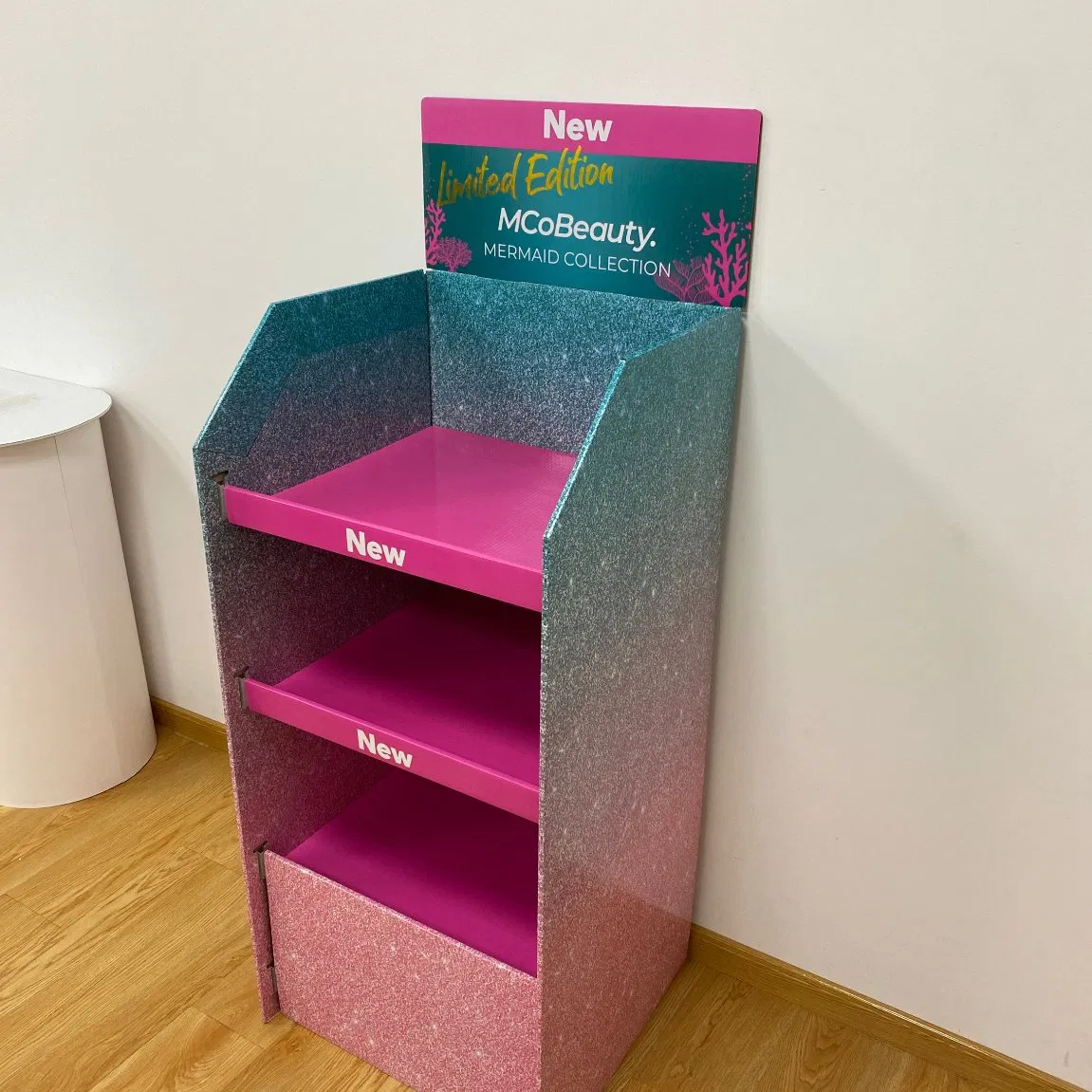 Wall Hanging 3 Tiers Hooks Cardboard Display Rack Stand Corrugated Cardboard Carton Display Rack