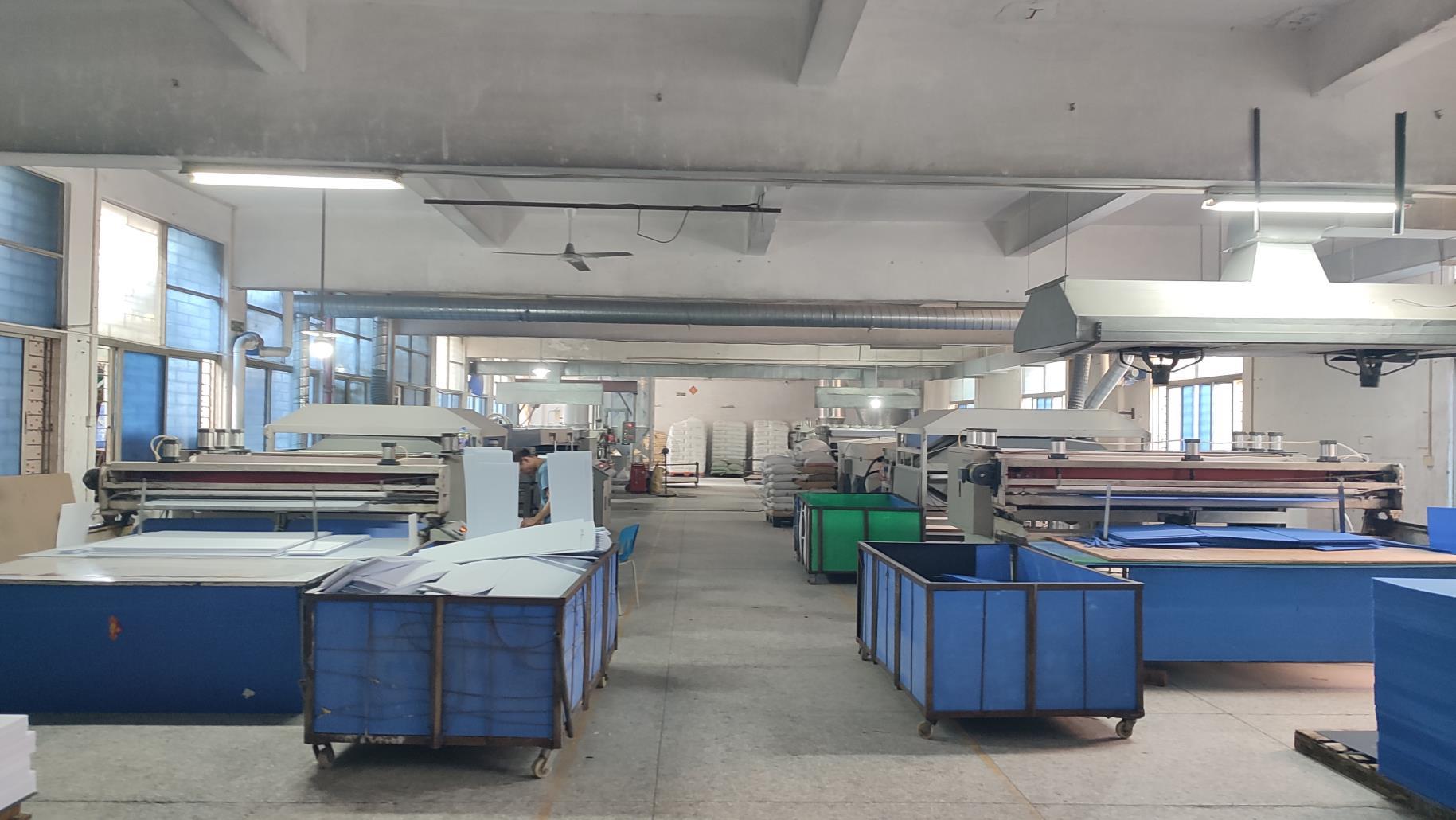 Plastic Sheet Extrusion