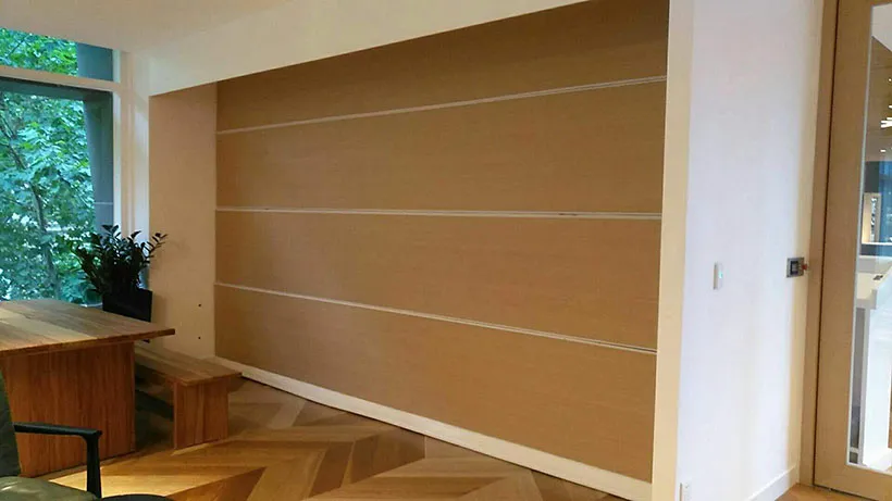 Automatic Vertically Folding Retractable Acoustic Wall System