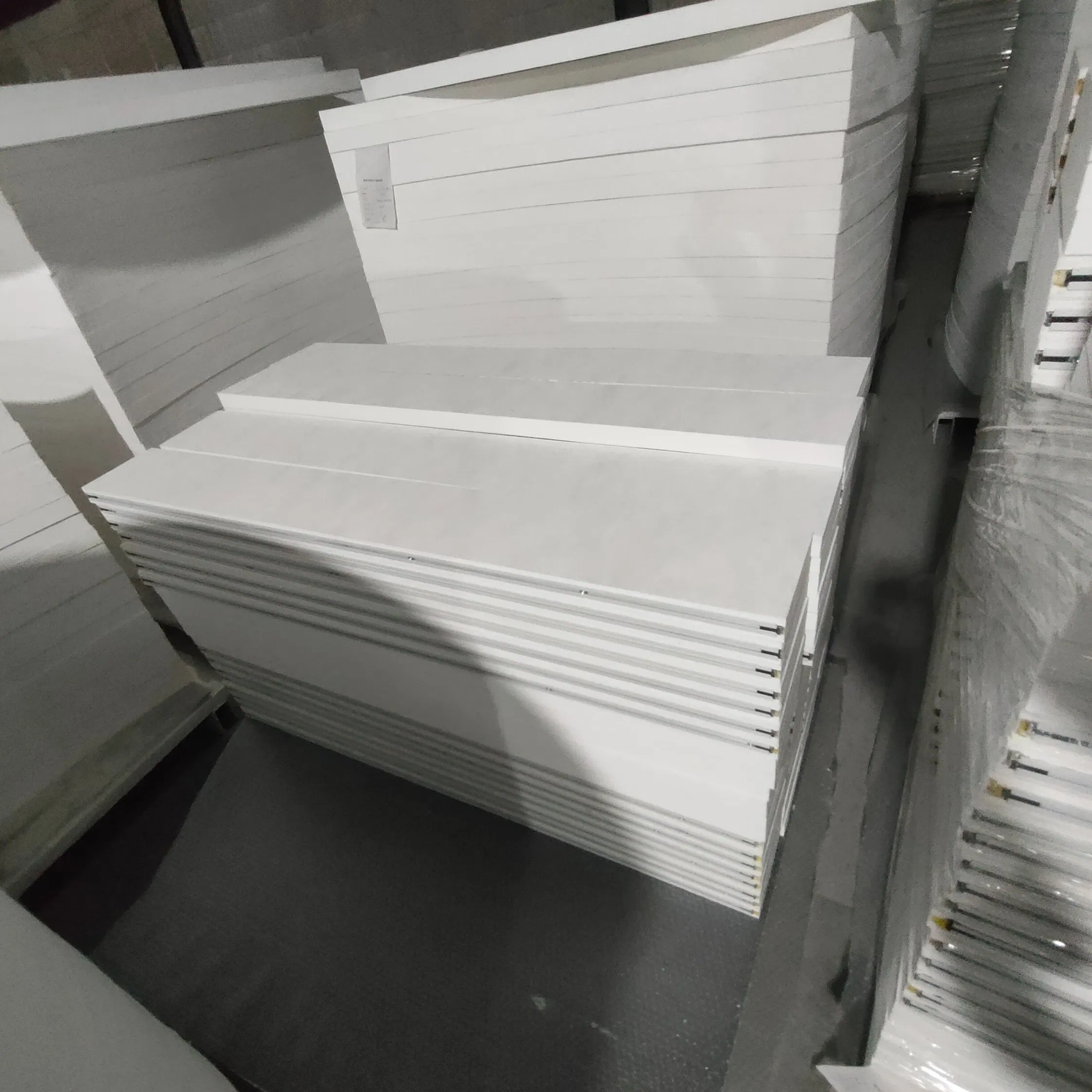 Top - Quality Nrc 0.9 Fiberglass Sound Absorption Baffles with State of The Art Multi Functional Sound Management Systems for Diverse Commercial Space