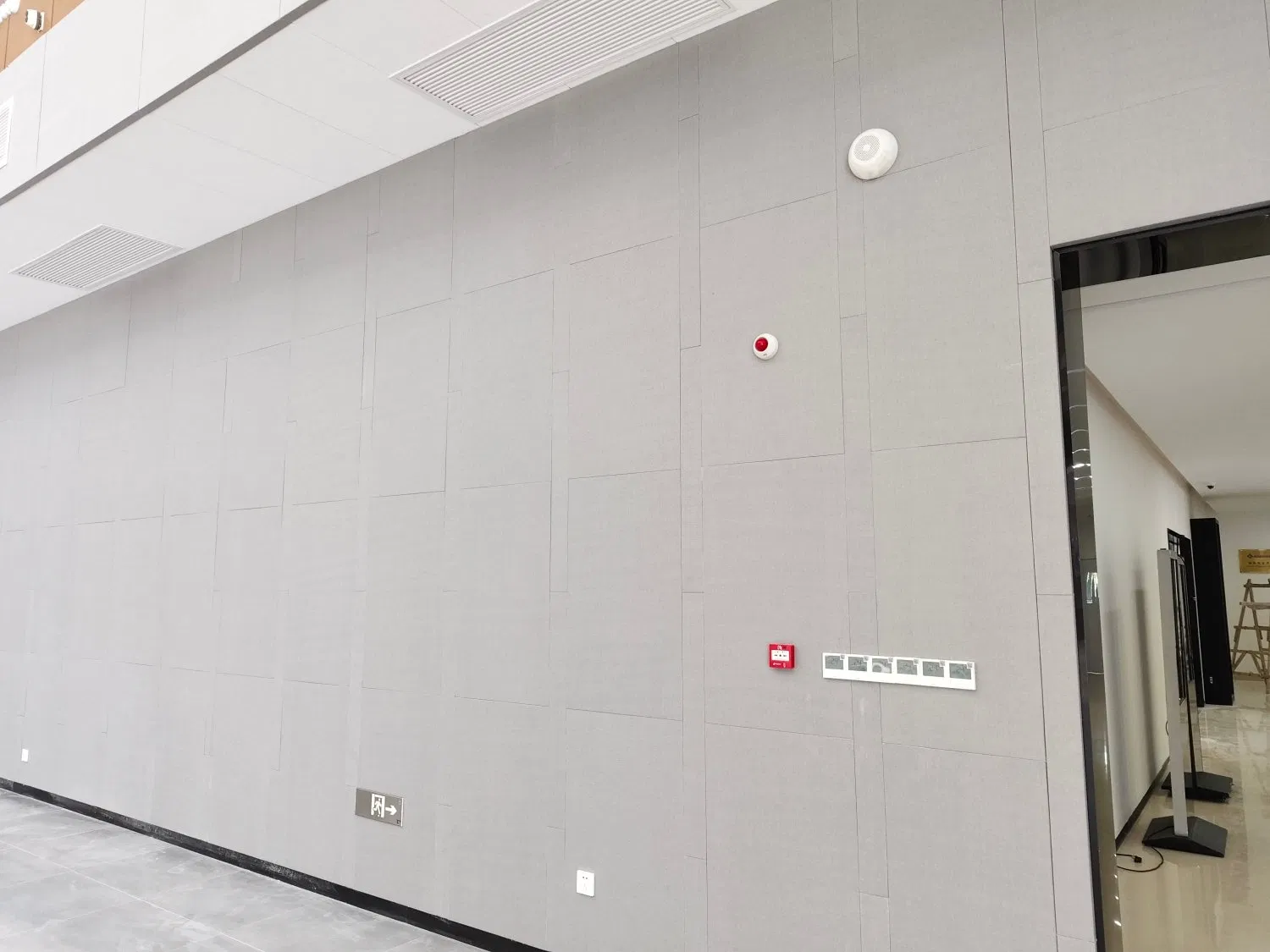 Fabric Wrapped Cloth Covered Fiberglass Acoustic Wall Panel for Gym and Sports Center