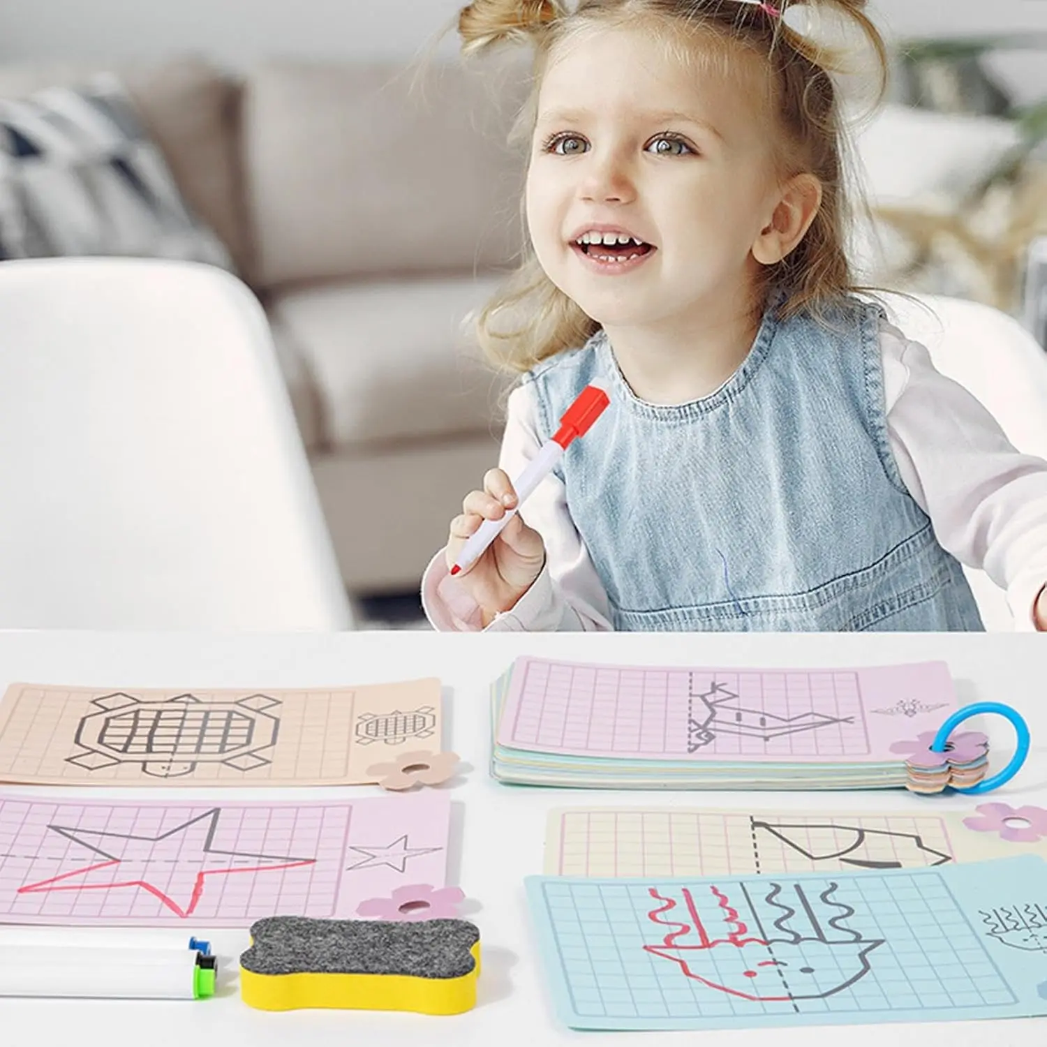 Cheap Puzzle Toy Lattice Symmetrical Drawing Card Graphics Puzzle Toys Tracing Painting Cards Kindergarten Teaching Aids Manufacturer, Suppliers