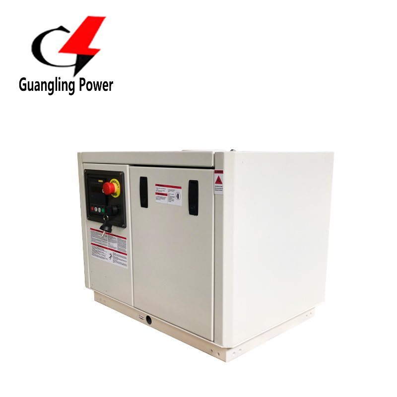 3kVA 3.5kVA 4kVA 5kVA 5.5kVA 6kVA 6.5kVA 7kVA 7.5kVA 8kVA 8.5kVA 10kVA 12 كيلو فولت أمبير 15kVA 20kVA 25kVA 30ka قائمة أسعار مولدات الديزل البحرية الصامتة المبردة بالماء البحري