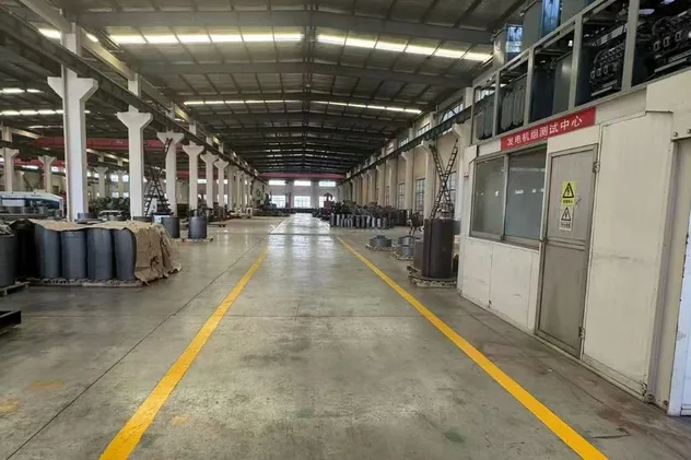 معدات المصنع