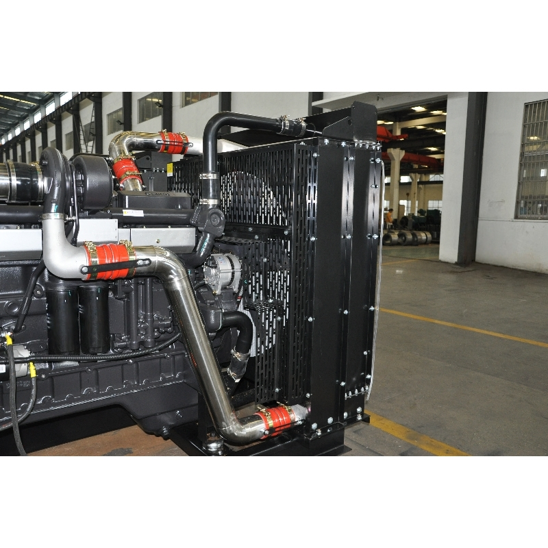 50 Hz/60 مجموعة مولدات الديزل الصديقة للبيئة 450kw/562.5kVA 500kw/625kVA, 420kw للاستخدام في المدارس والمستشفيات والتجارة وغيرها. مع شهادة ISO