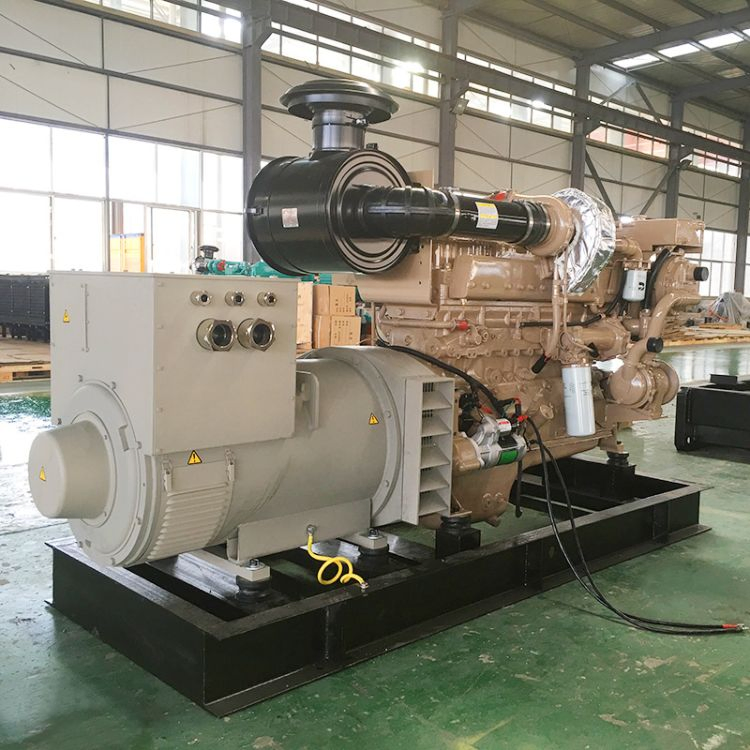 70kw مولد ديزل رئيسي بحري من كامينز مع 6bt5.9-GM83 محرك بديل ستامفورد