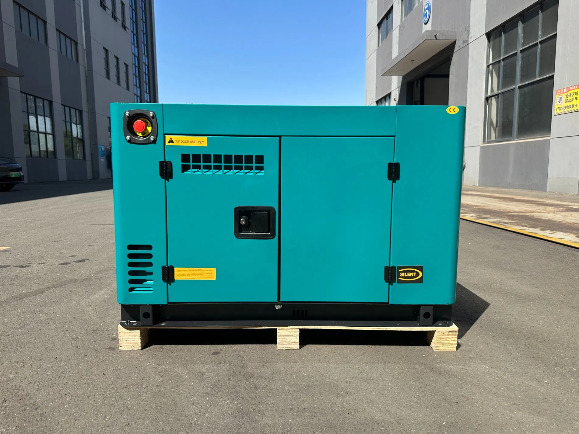 3kw 4kw 5kw 6kw 8kw 9kw 10kw 12kw 15kw 18kw 20kw مجموعة مولدات ديزل صامتة تعمل بالهواء مع أربع ضربات واسطوانتين 50Hz/60Hz