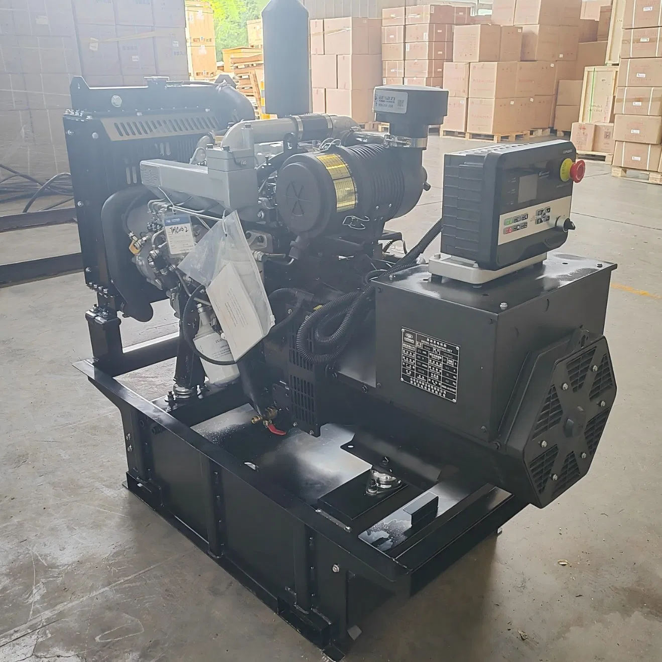 200kw 250kw 300kw 400kw 500kw مجموعة مولدات ديزل تعمل بالكهرباء مع غطاء صامت عازل للصوت
