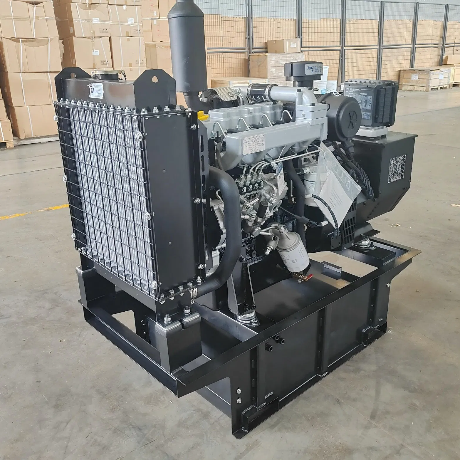 200kw 250kw 300kw 400kw 500kw مجموعة مولدات ديزل تعمل بالكهرباء مع غطاء صامت عازل للصوت