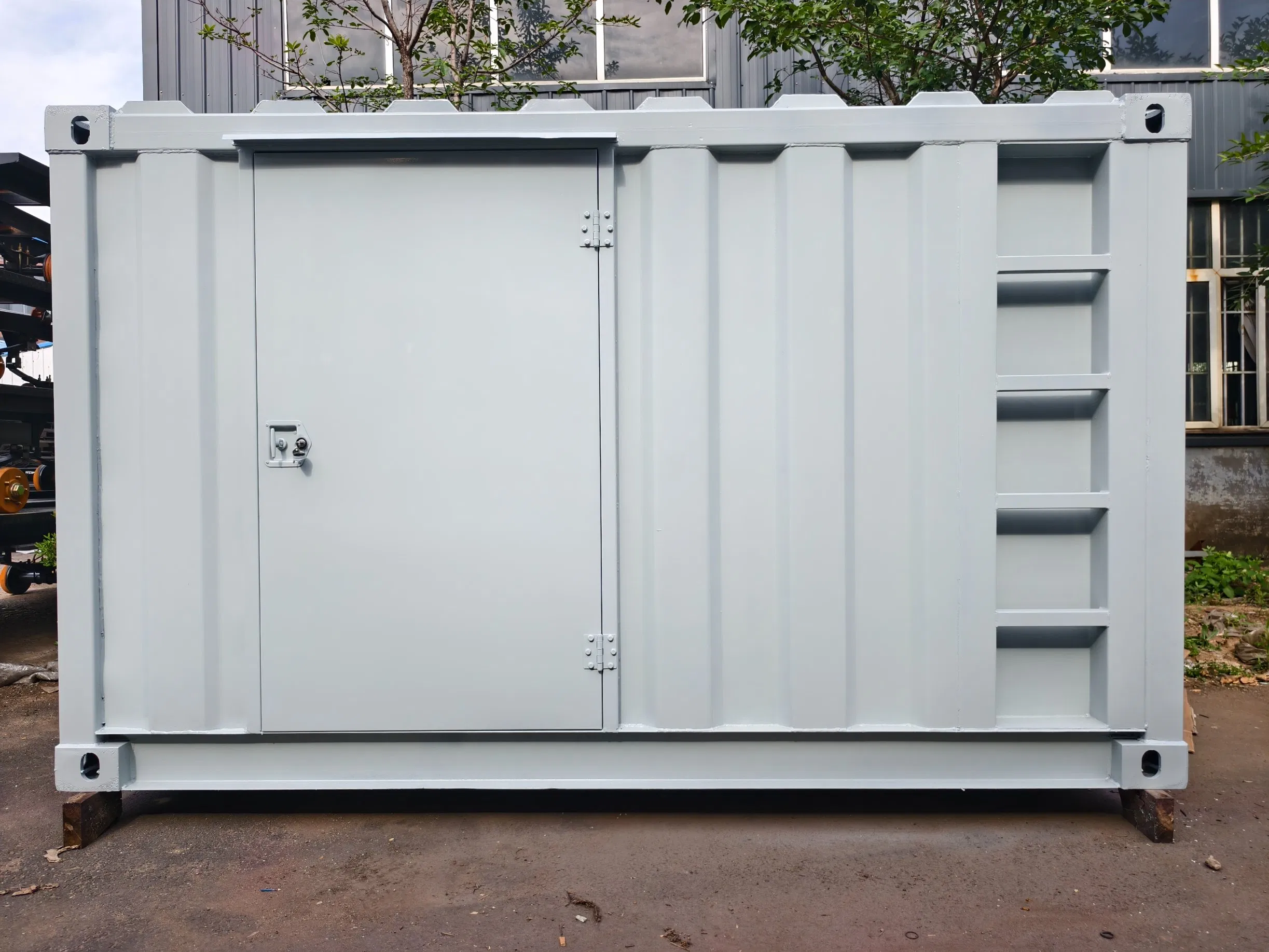 750kVA 600kw مجموعة مولدات الديزل الثقيلة الصامتة للغاية للفنادق