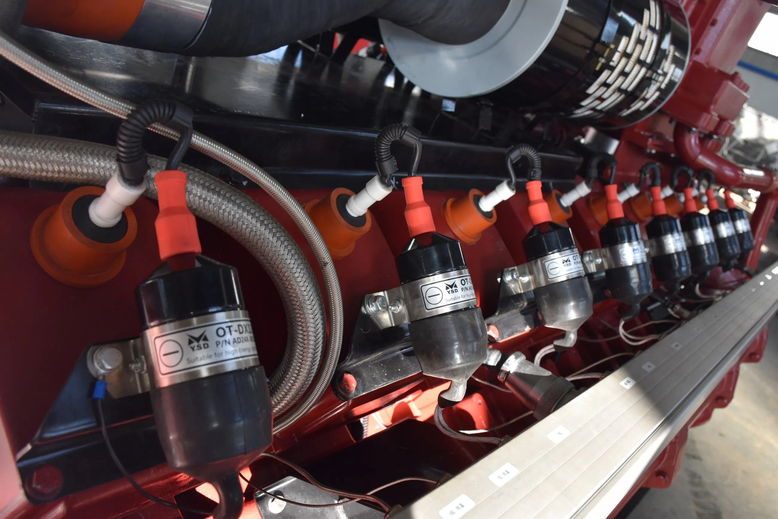 50/60Hz 1500rpm 1000kw مولد كهربائي ثلاثي الطور معتمد من CE محطة طاقة تعمل بالغاز بمكبس مزدوج الوقود LNG CNG LPG هيدروجين ديزل غاز طبيعي مجموعة مولدات