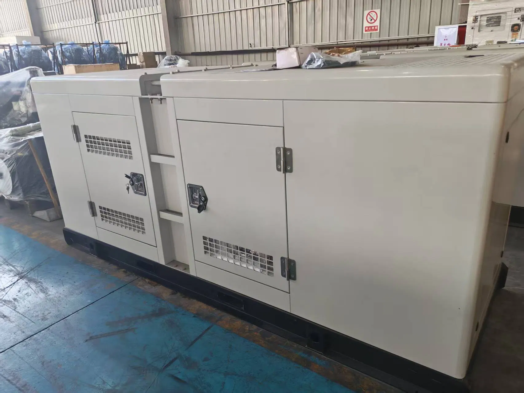 مجموعة مولدات الديزل الاحتياطية الفعالة مع 100kVA إلى 500kVA التحكم عن بُعد التلقائي للتشغيل المستمر طويل الأمد للمولد