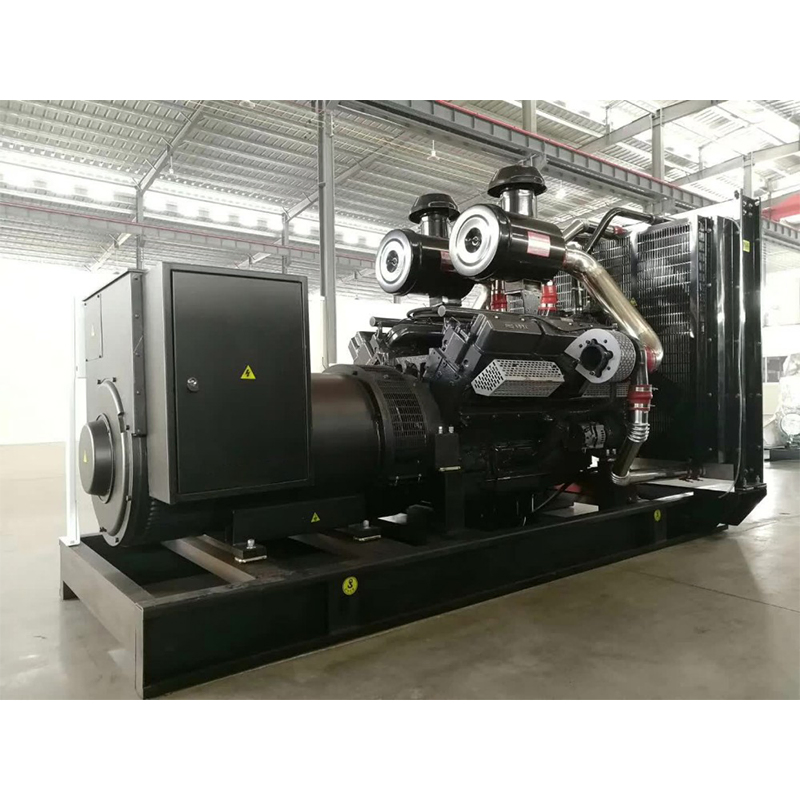 مولد ديزل رئيسي ثقيل الاستخدام صناعي 720kw 900kVA 3phase صامت