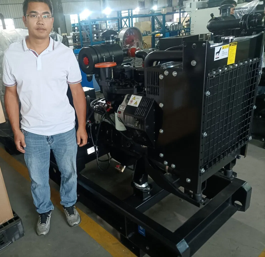 33kVA مولد ديزل كمينز في وضع الاستعداد 4b3.9-G12 مجموعة مولدات محرك كمينز Mc33D5 مولد