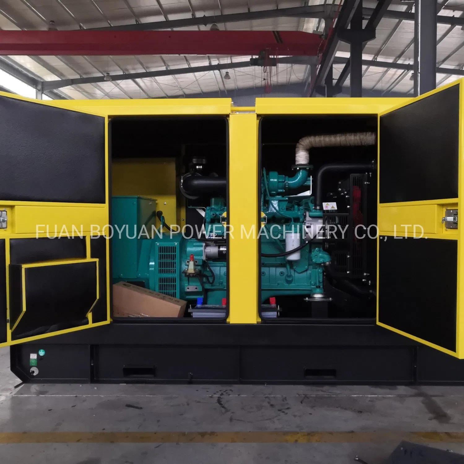 مولد ديزل مزود بالطاقة من نوع ATS مع نظام تبريد مائي من كمنز نوع مفتوح وصامت 375kVA
