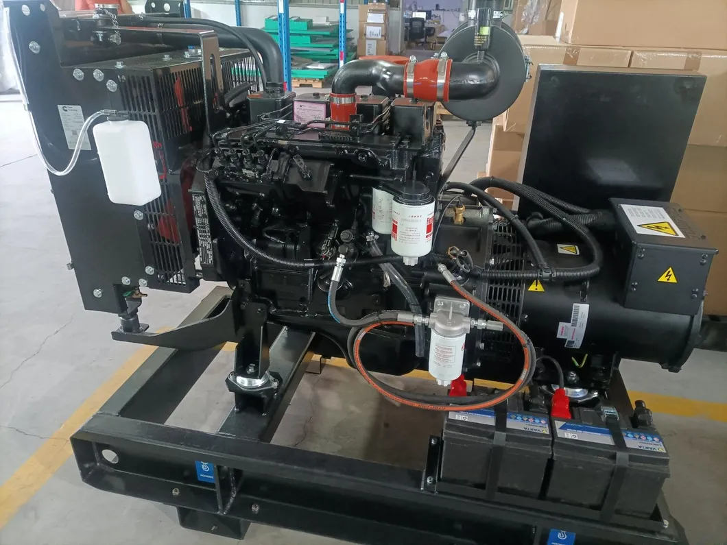 33kVA مولد ديزل كمينز في وضع الاستعداد 4b3.9-G12 مجموعة مولدات محرك كمينز Mc33D5 مولد