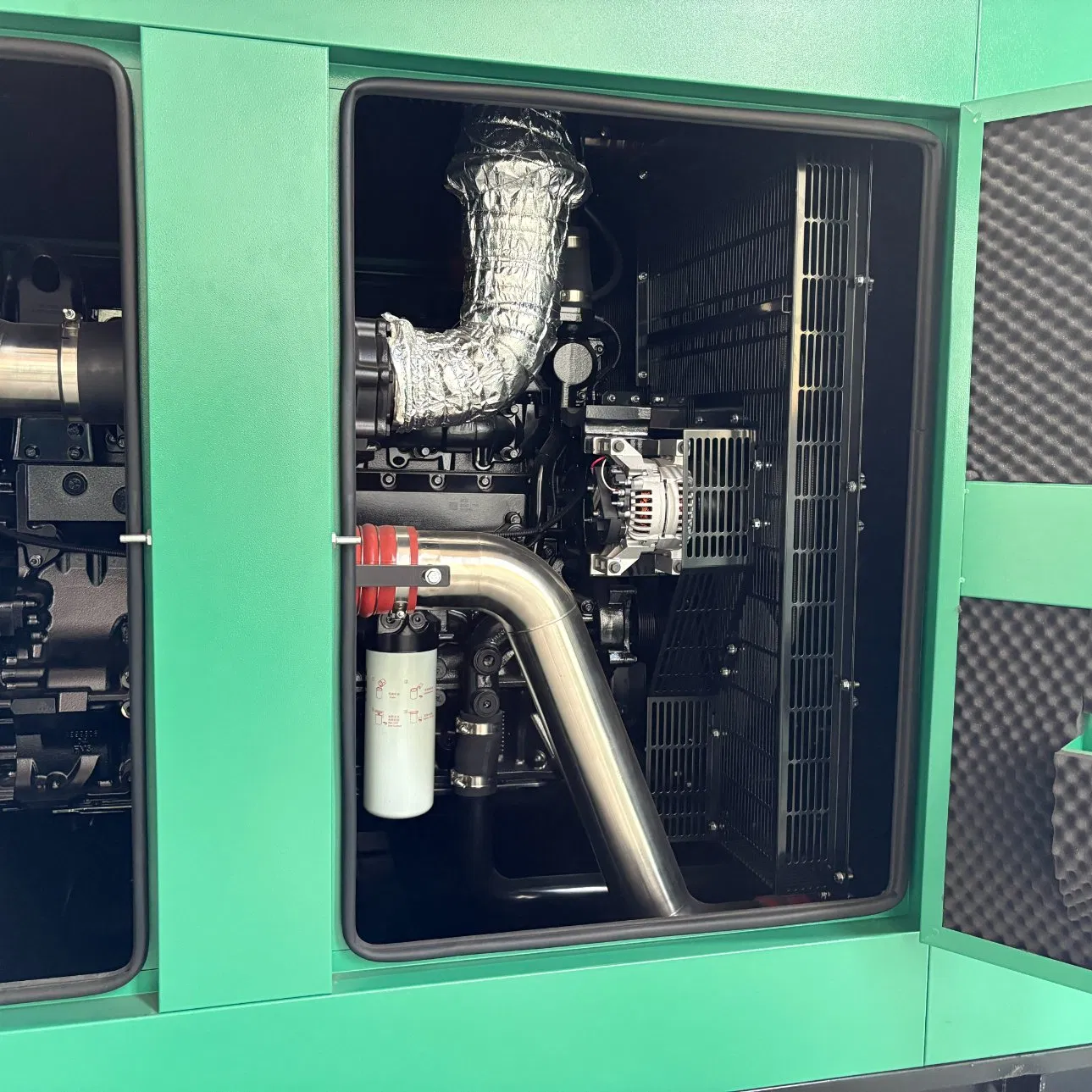 Bc625GF/S Soundproof Diesel Generator Set with Noise Reduction Canopy to Deliver Stable Continuous Power Supply Service