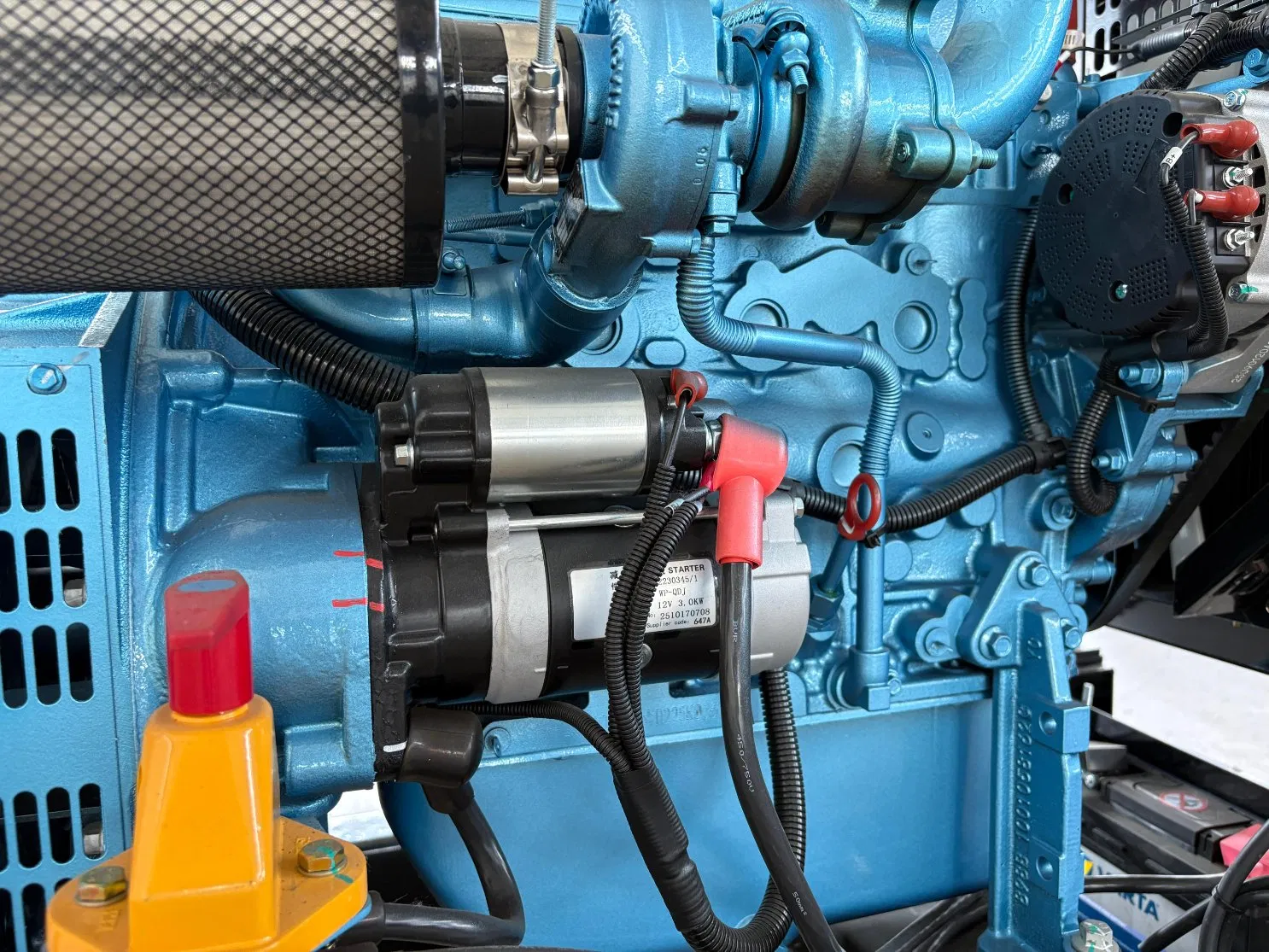 450kw 6 مجموعة مولدات ديزل مبردة بالماء 625kVA نوع مقطورة مفتوحة وصامتة للطاقة الاحتياطية الصناعية