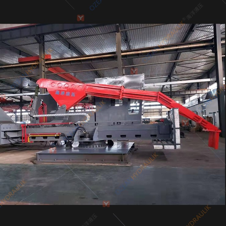 Remote-Controlled Slag Removal System for Molten Steel Surface Cleaning