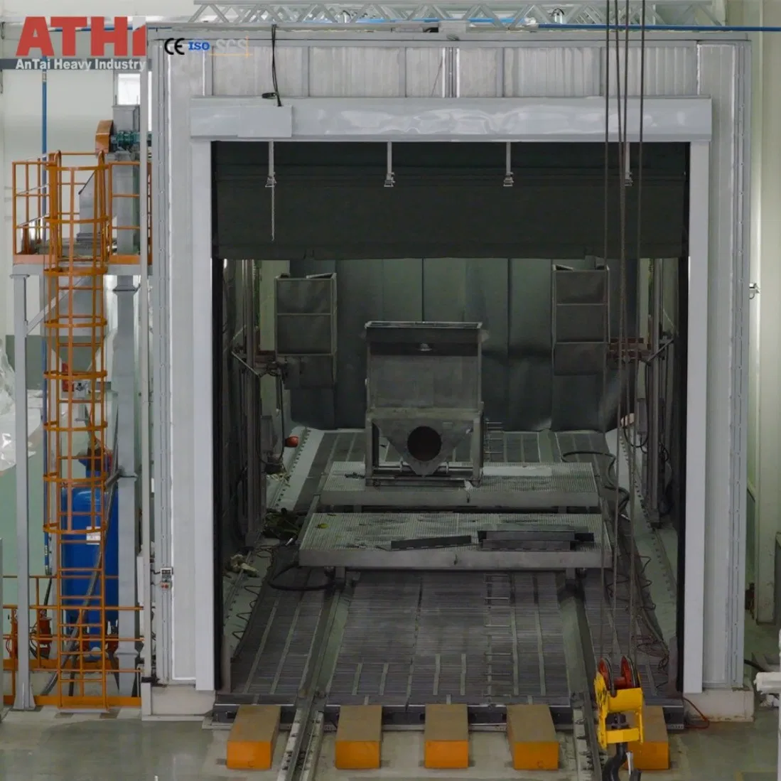 Innovative Robust Safe Pneumatic Fan Suction Room Sand Blasting Chamber Cleaning Machine