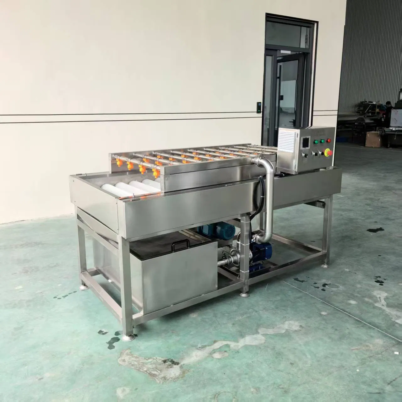 Heavy-Duty Fruit Vegetable Parallel Roller Cleaning Equipment with Advanced Cleaning Technology
