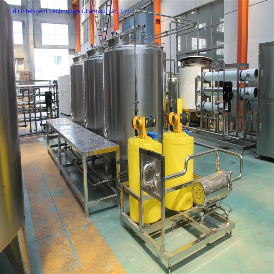 Integrated CIP Tank Washing Machine /Beverage Cleaning System