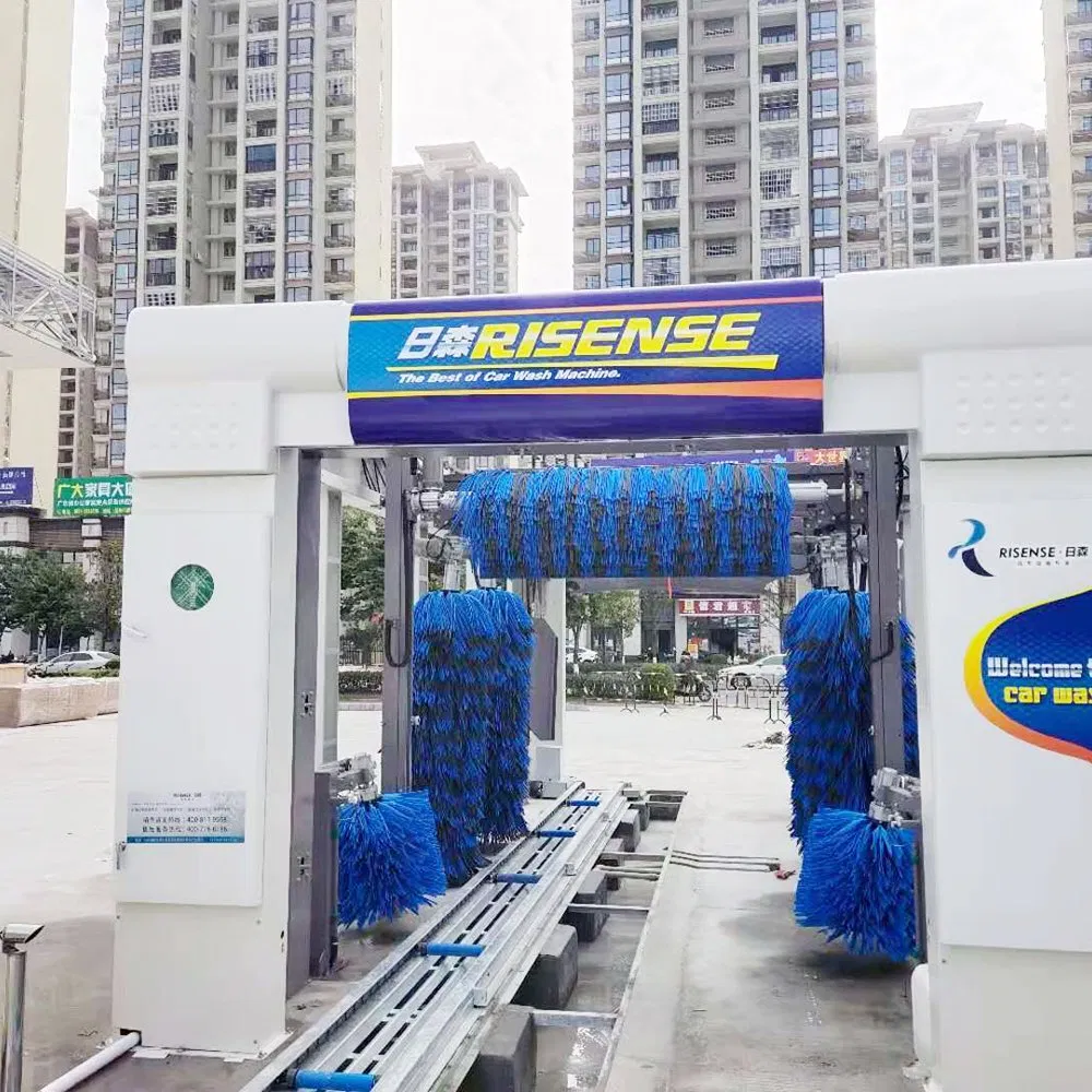 Versatile Vehicle Cleaning System with Automatic Car Washing Machine Capabilities