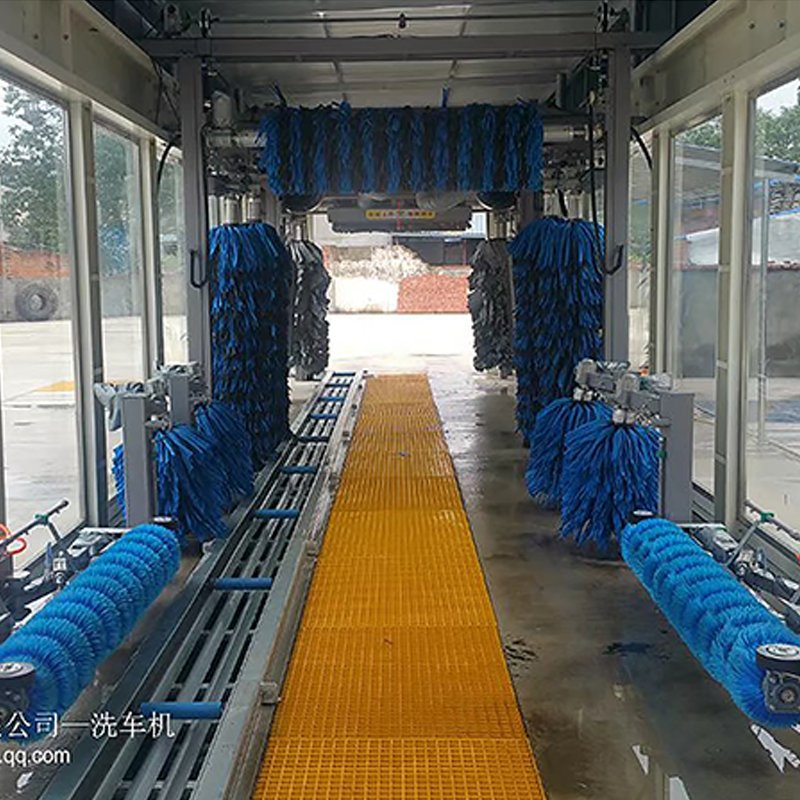Fully automatic tunnel car cleaning system with belt conveyer and chassis wash 9 cleaning brushes