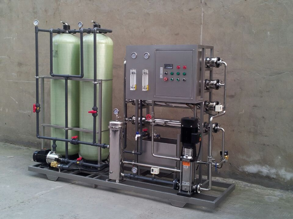 Industry ISO9001 Approved Wentong Wooden Case Water Filter Reverse Osmosis System