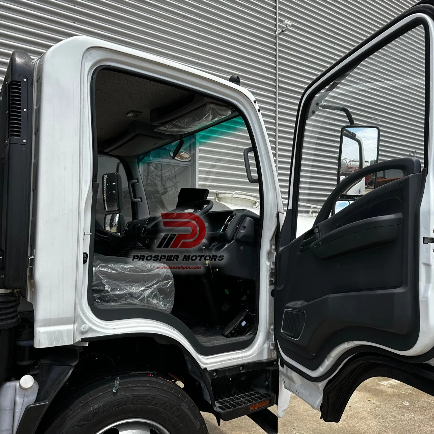 Heavy Duty Cesspit Management Isuzu Frr 6000L Cesspit Emptier Right Hand Drive Rhd Municipal Waste Disposal Machine