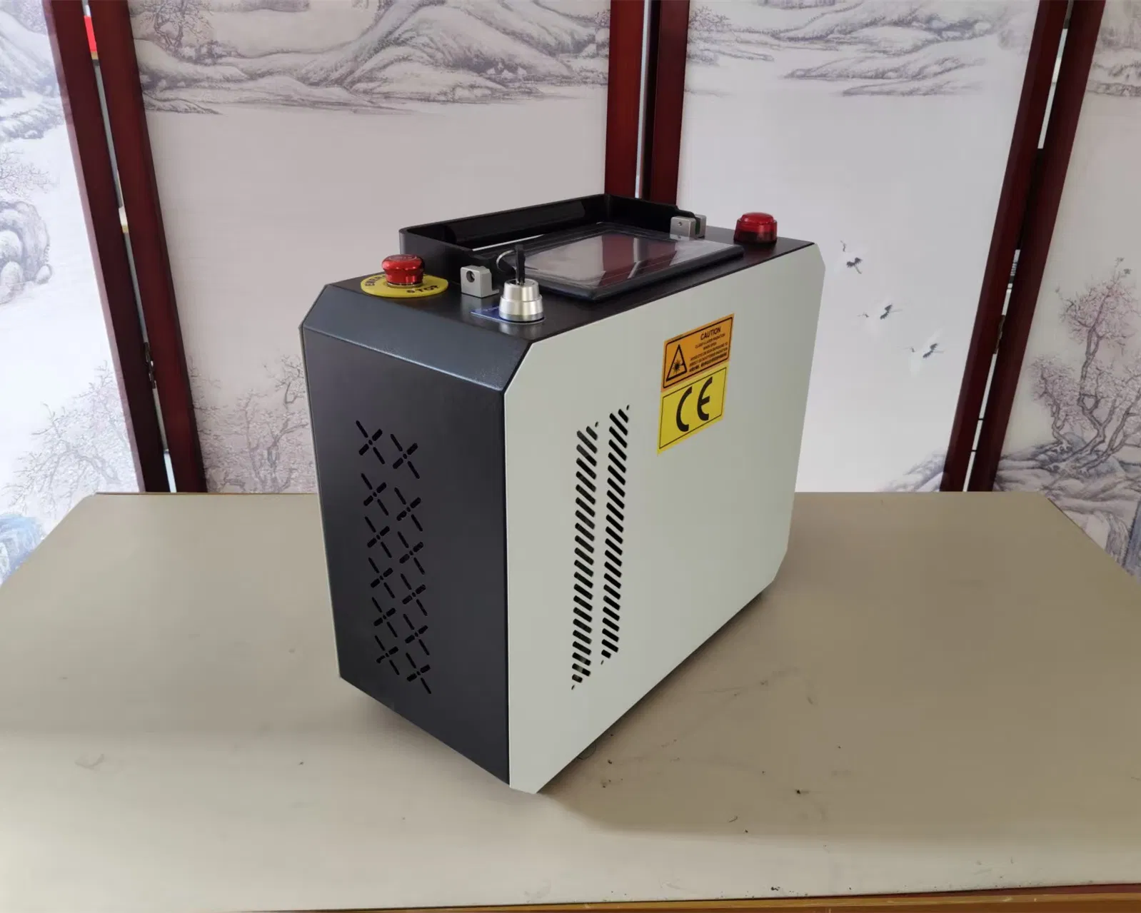 Advanced Laser Cleaning Equipment for Heavy-Duty Rust Removal