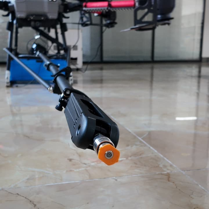 Newly Upgraded FC30 Hydroelectric Dual Tethered Unmanned Aerial Vehicle System, Specifically Designed for Cleaning High-Rise Buildings