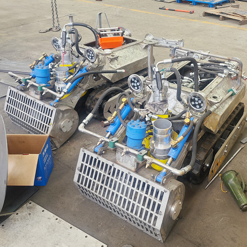 Cleaning Machine Dredging Robot Underground Mining Dredging Machine for Sludge and Muck