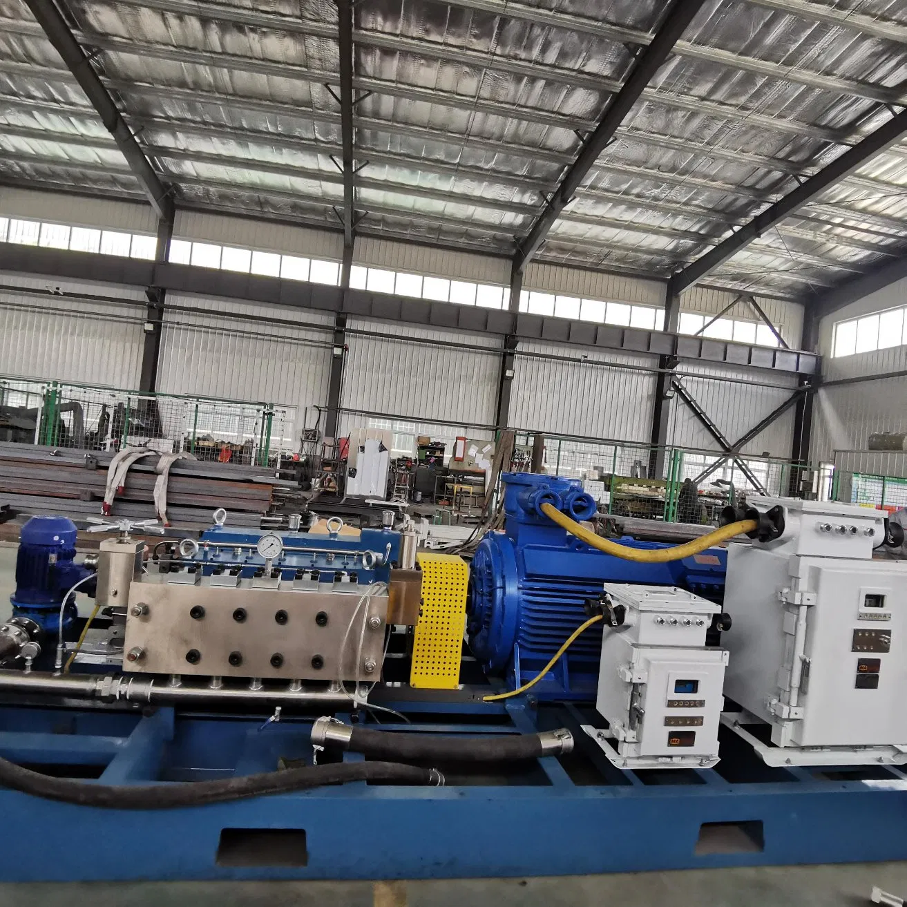 2800bar 1030lpm Multi Industry High Pressure Waterjet Cleaning System