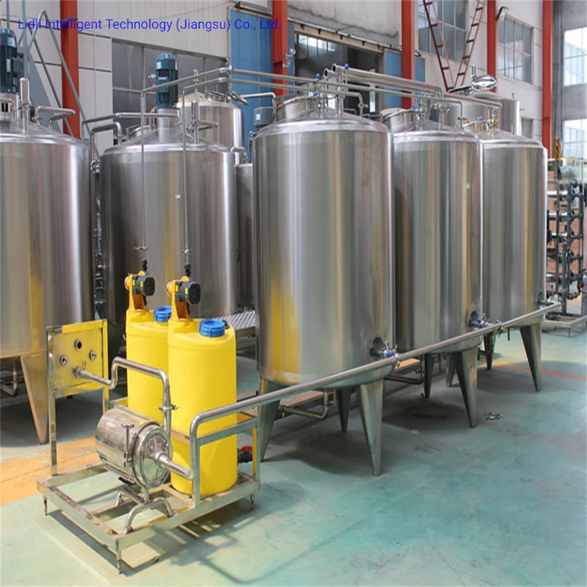 Integrated CIP Tank Washing Machine /Beverage Cleaning System