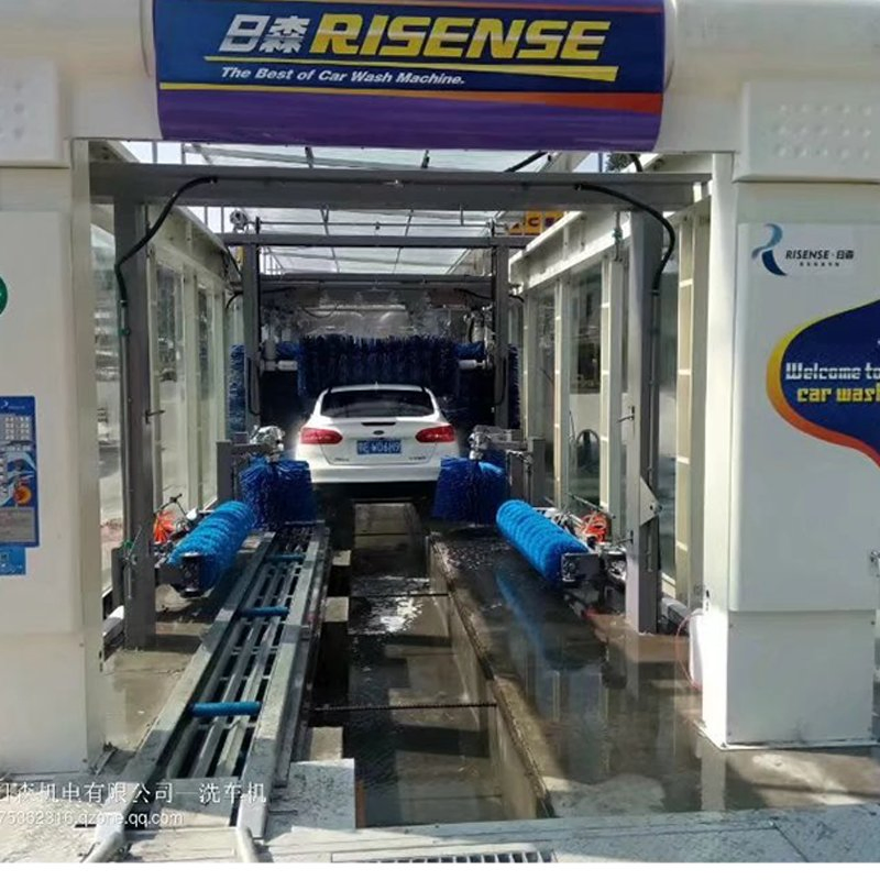 Fully automatic tunnel car cleaning system with belt conveyer and chassis wash 9 cleaning brushes