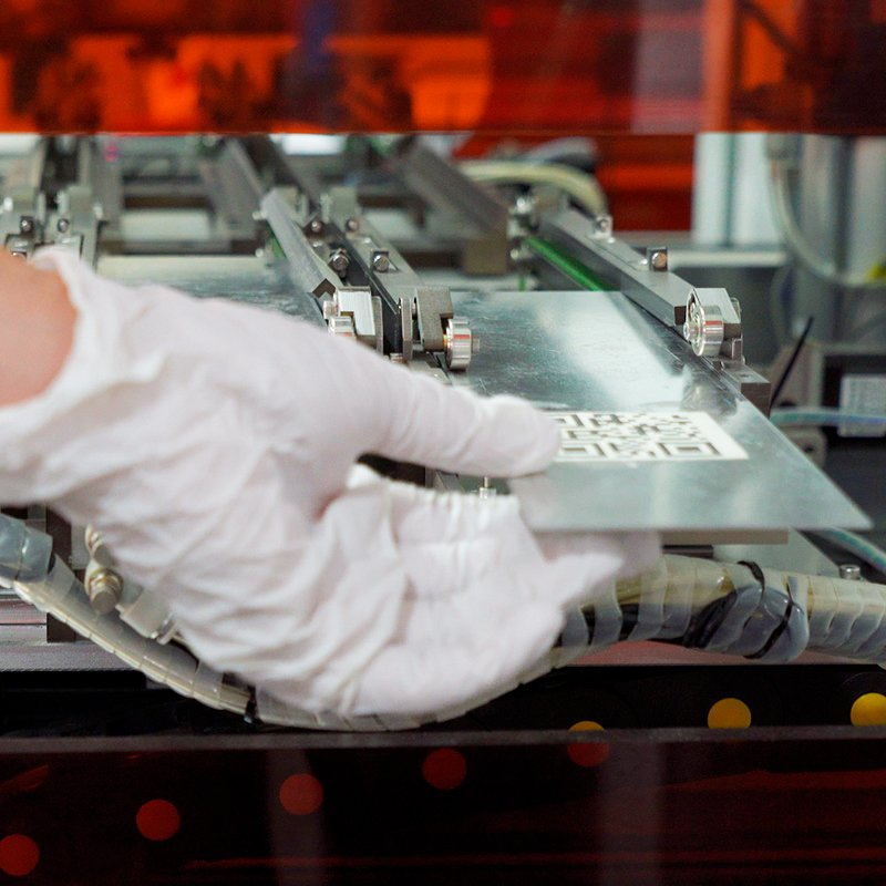 Professional Vacuum Plasma Cleaning System for Surface Treatment in Advanced Electronic Materials