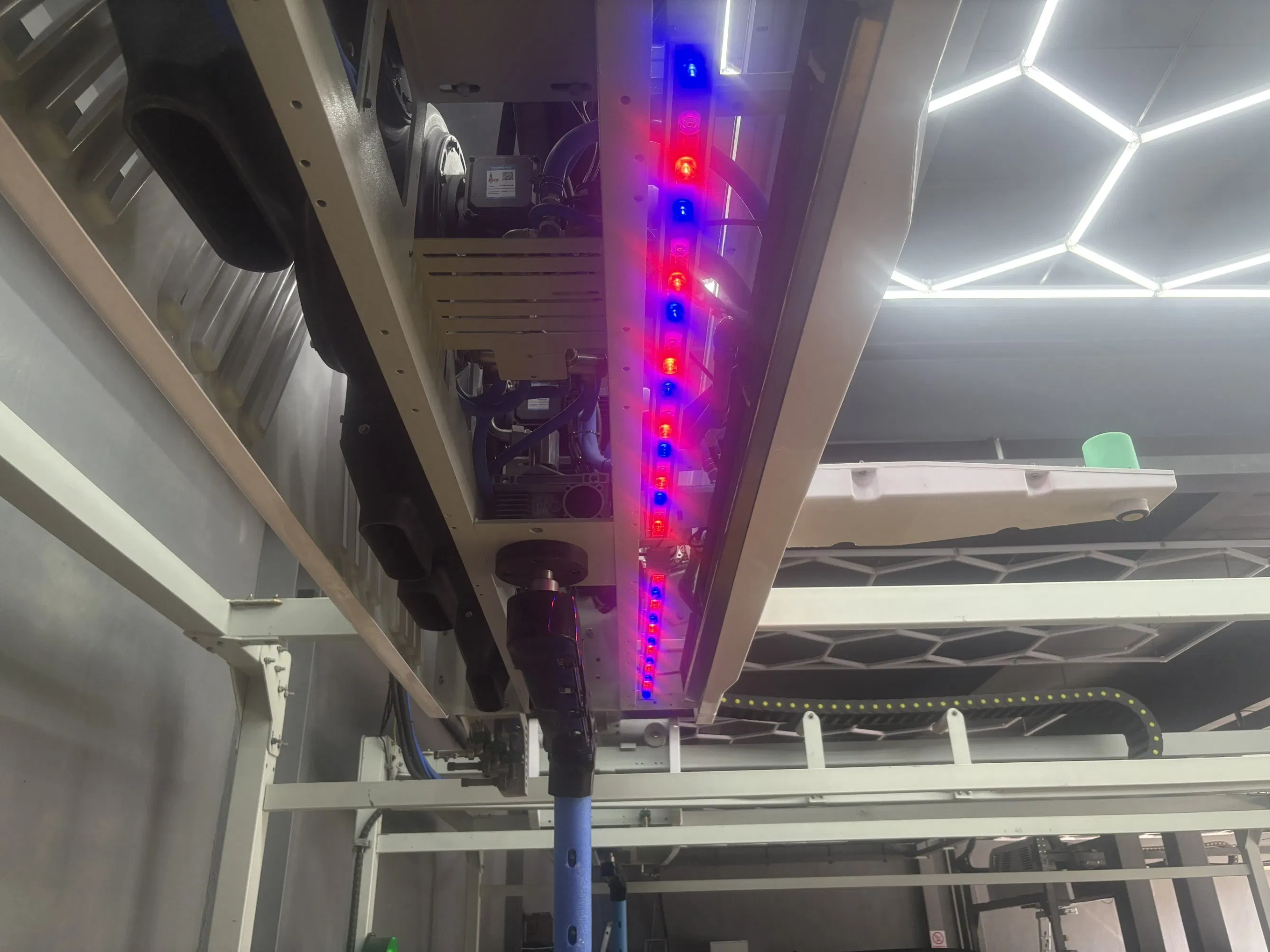 360-Degree Automatic Touchless Auto Cleaning Automatic Vehicle Cleaning System