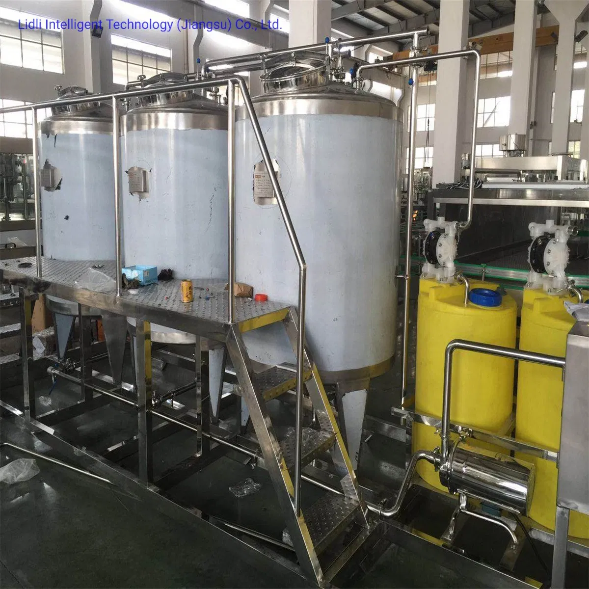 Integrated CIP Tank Washing Machine /Beverage Cleaning System