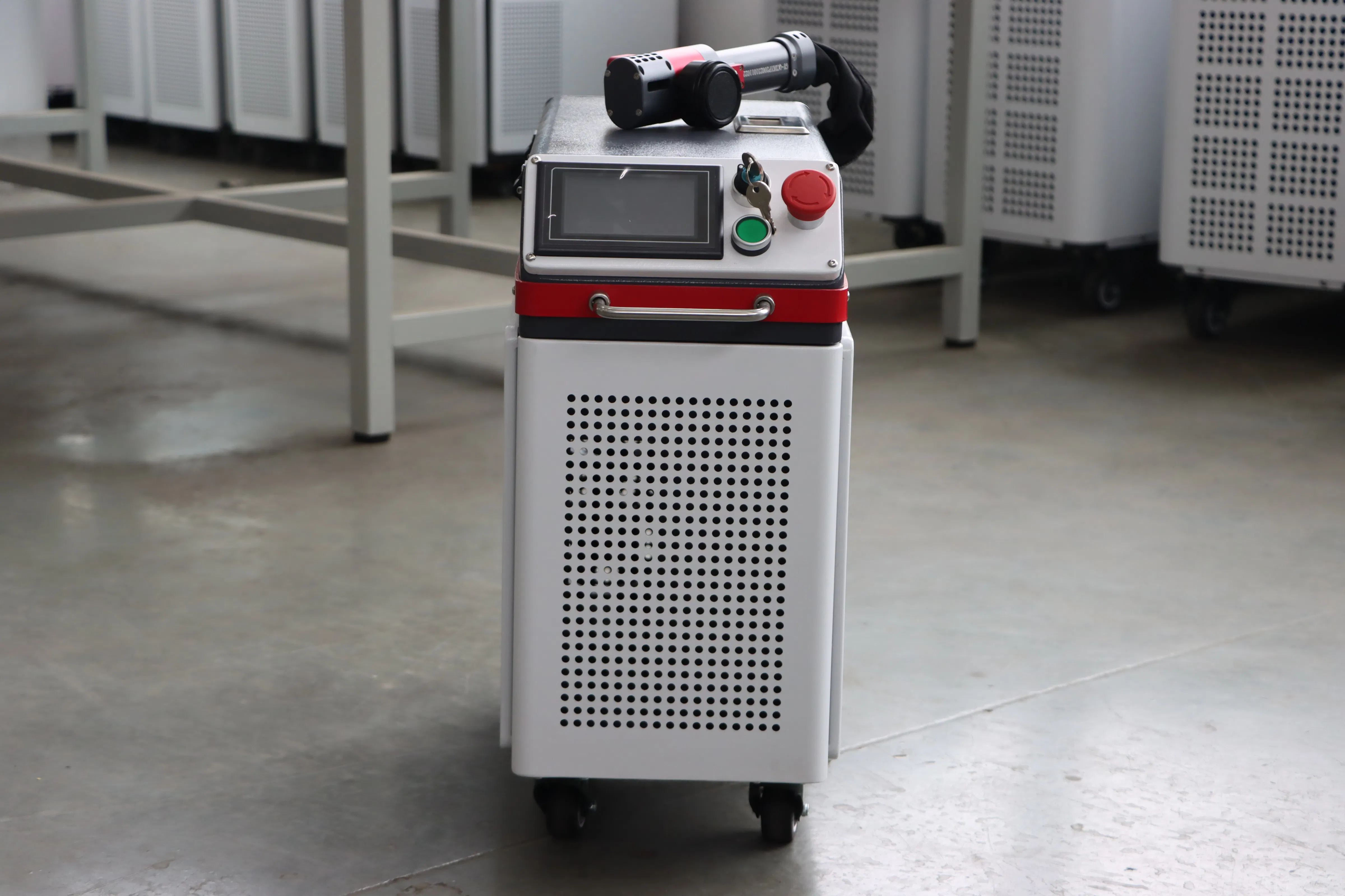 300W Laser Cleaning Machine Equipment for Heavy-Duty Cleaning Tasks