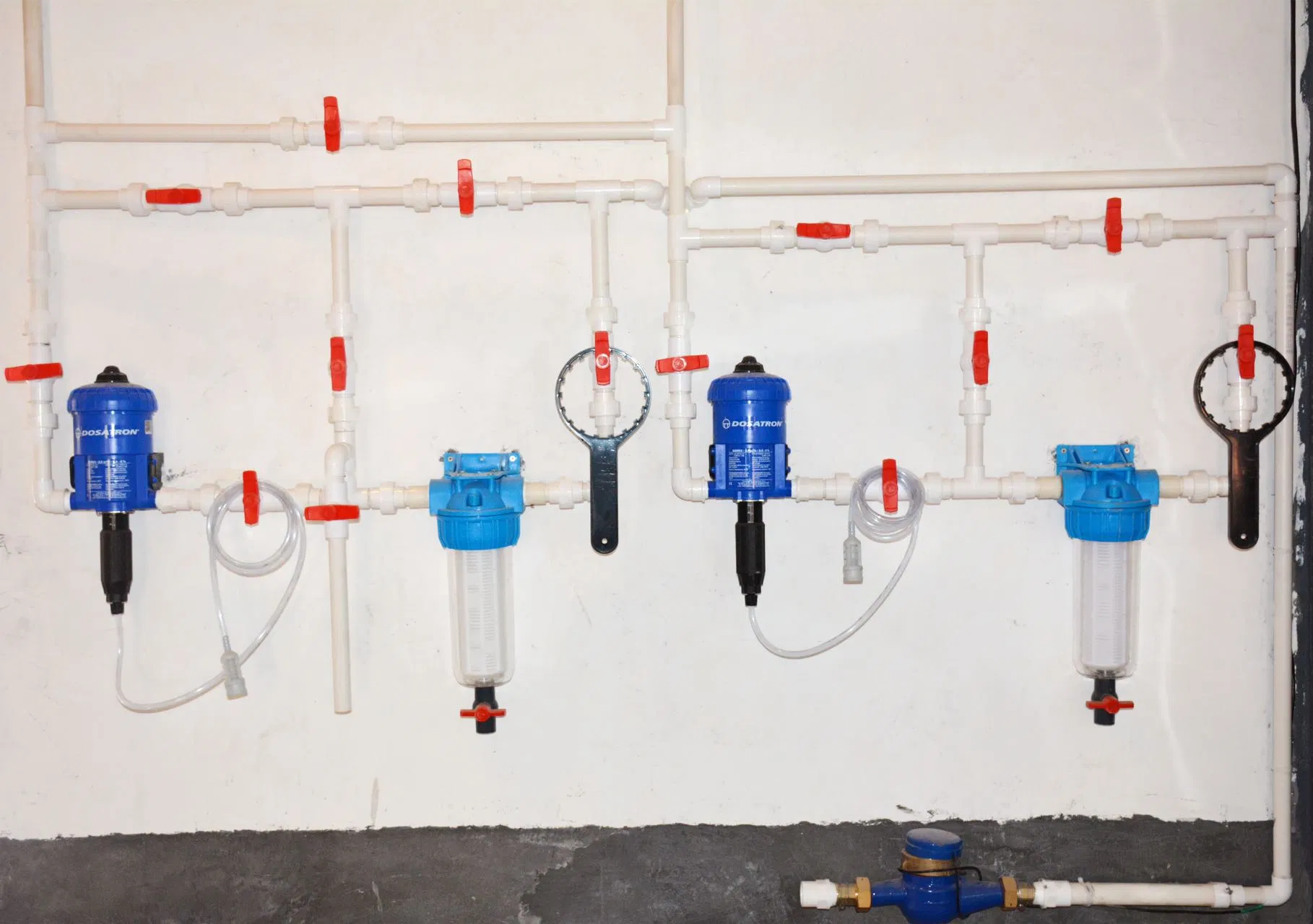 High-Quality Poultry Drinking System for Chickens, CE and ISO 45001 Certified