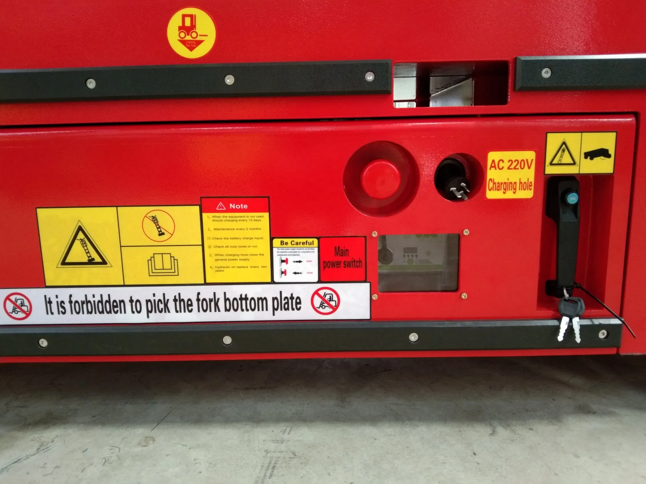 Rise 8 Meters Load 230kg Mobile Scissor Lift Platform with CE Certificate